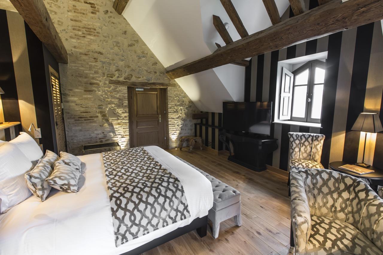 Domaine De Rymska & Spa - Relais & Chateaux Saint-Jean-de-Trezy Экстерьер фото